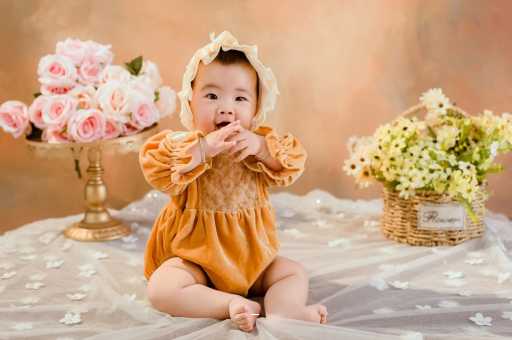 借卵生子机构几个月宝宝可以坐